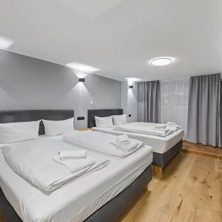 アパート Big Family Treptower Park ベルリン